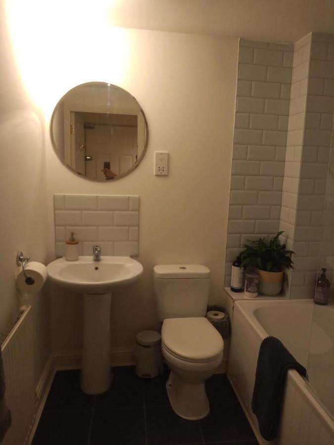 The Eaves, Glastonbury High Street 2 Bed 2 Bathroom Apartment Экстерьер фото